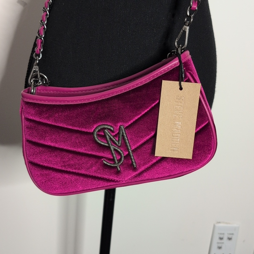 Steve Madden Bzoia Dark Fuschia Velvet Crossbody Festive Handbag Y2K Chic Glam - Picture 3 of 13